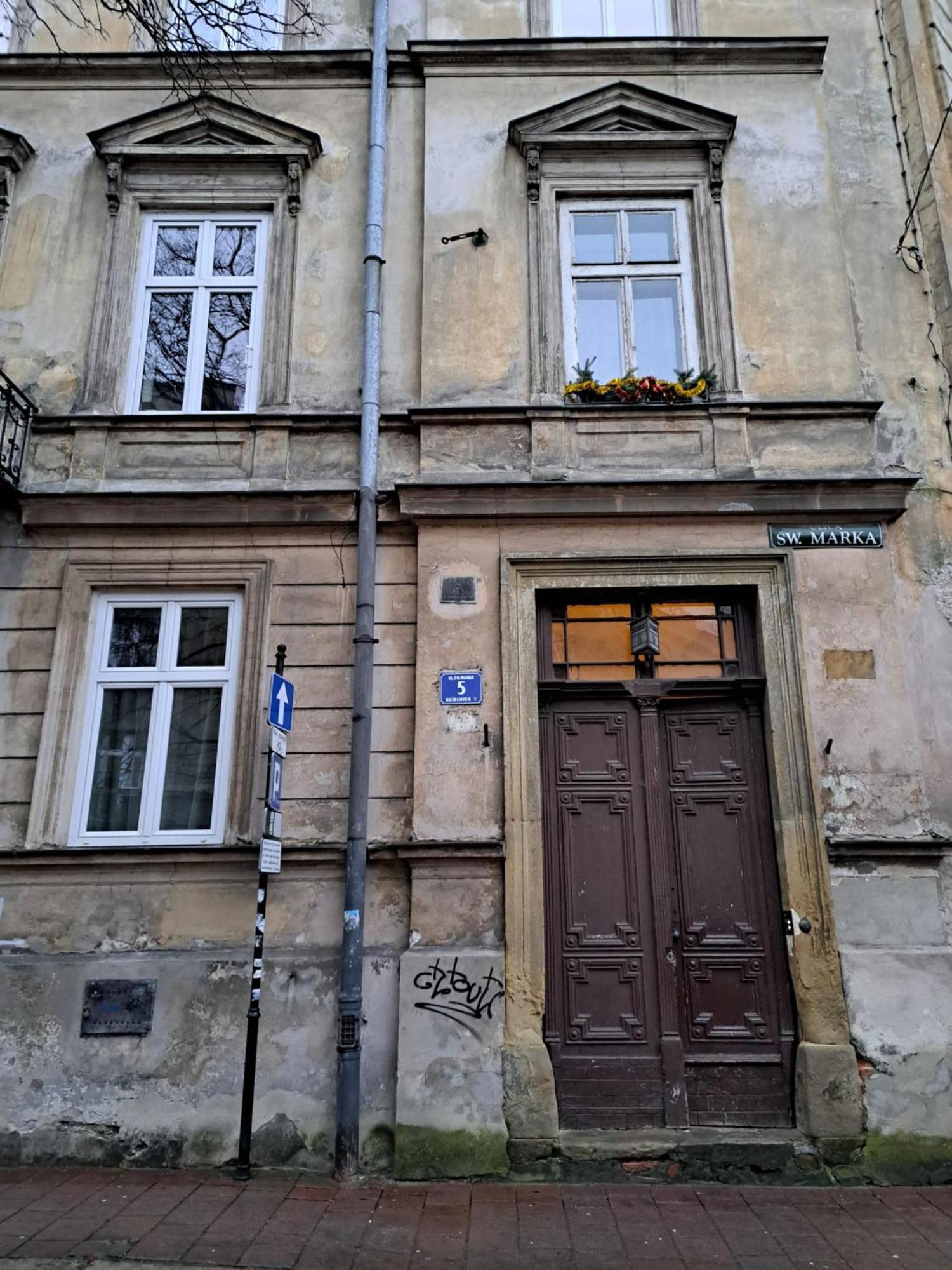 Apartment St. Mark'S Square Краков Экстерьер фото